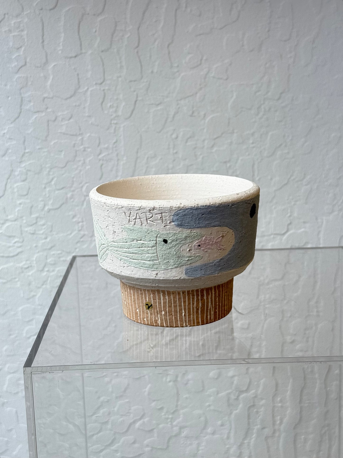 Yart pot - fish