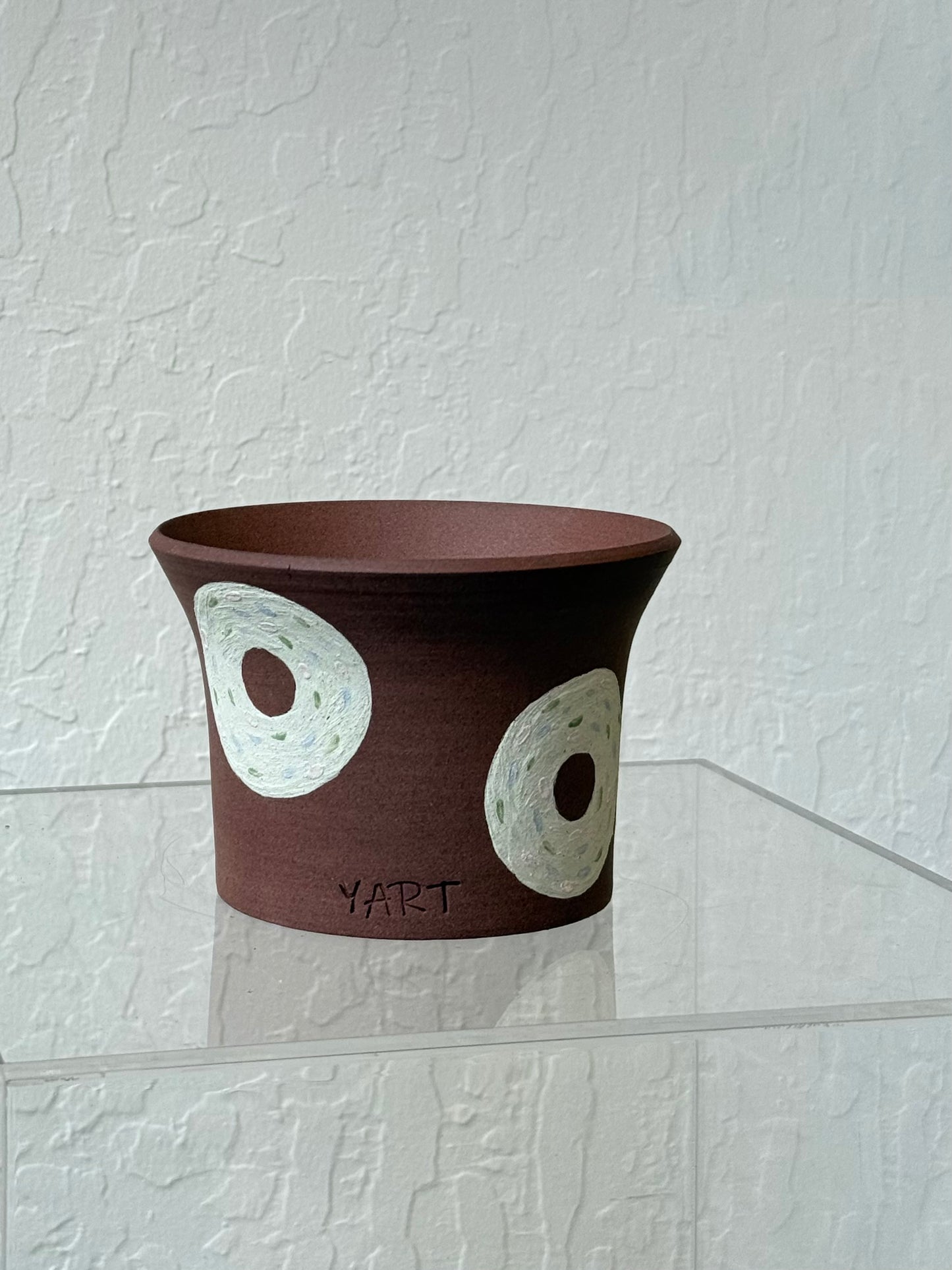 Yart pot - donut