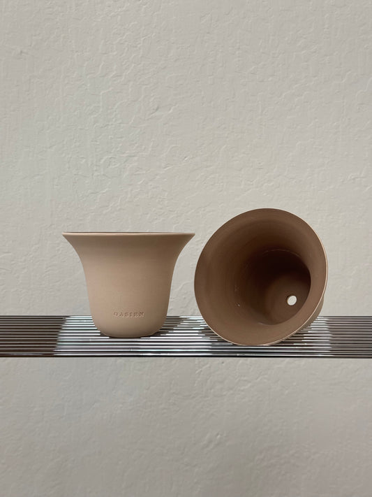 Poppy pot - ivory & brown